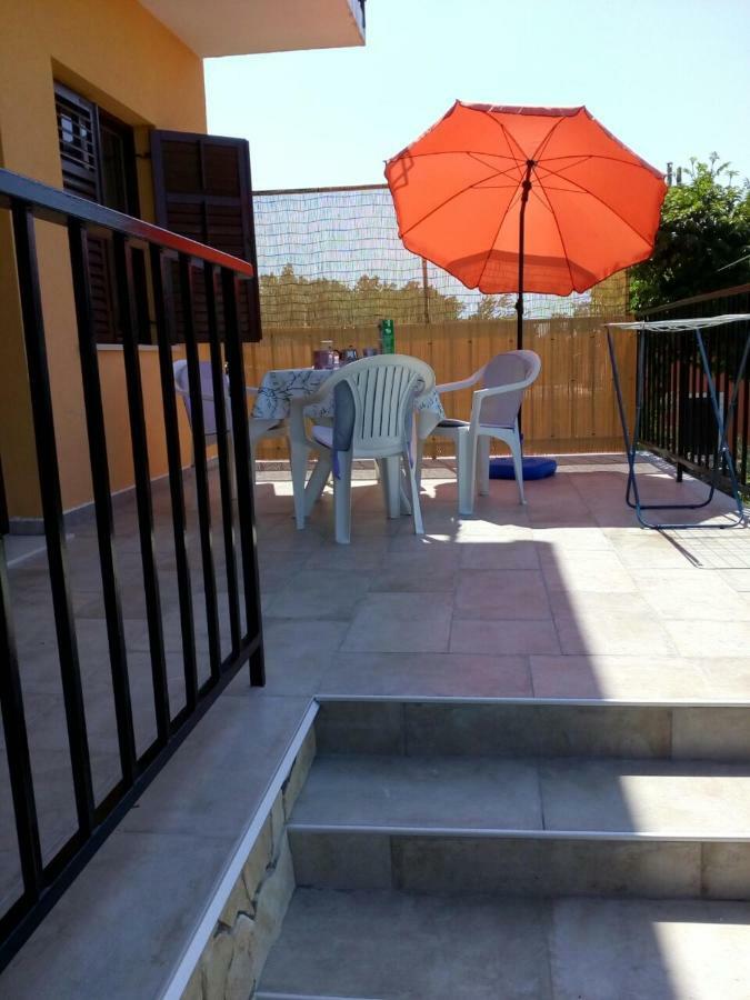 Apartman Knapic Коромачно Екстер'єр фото